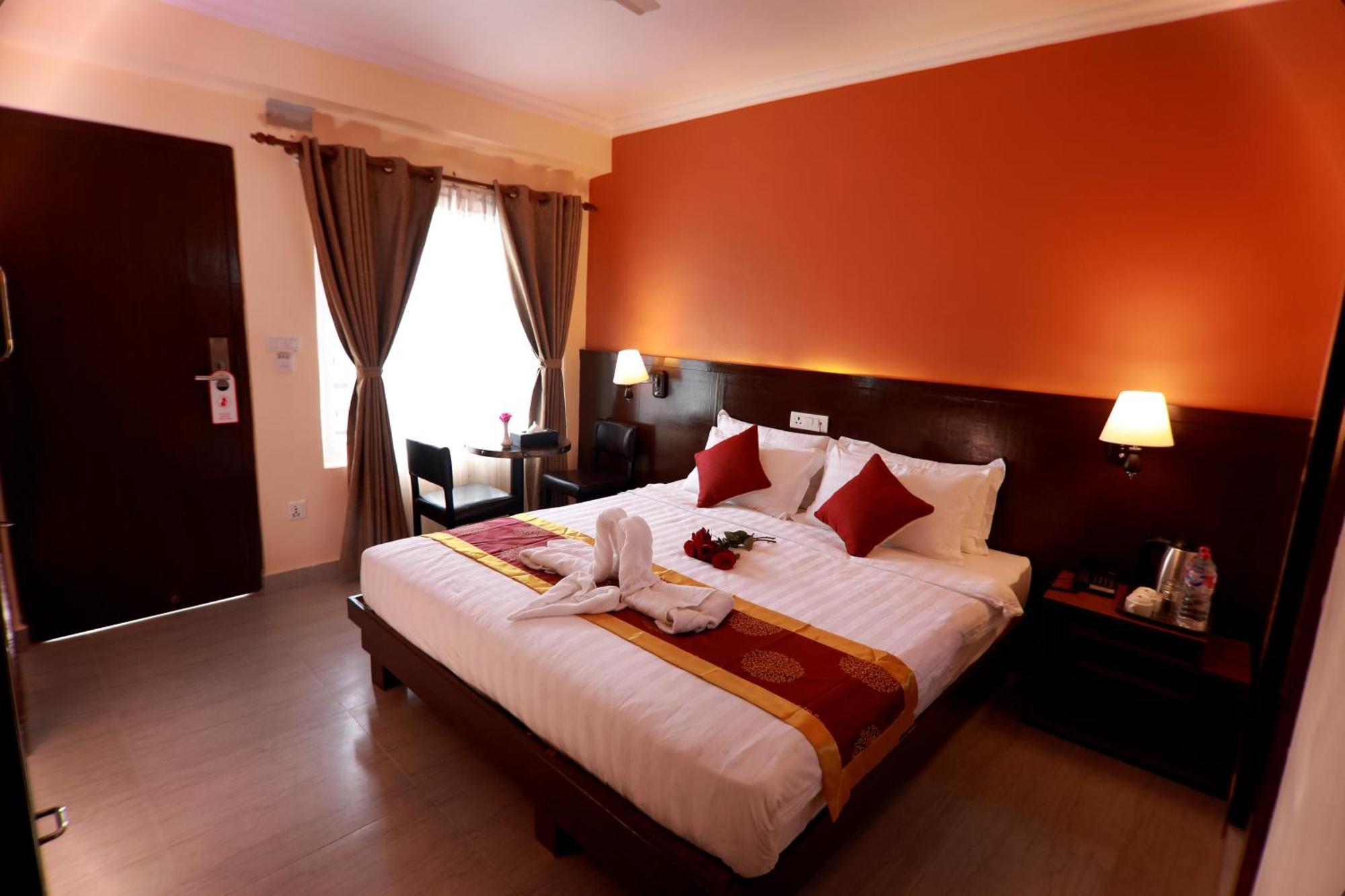 Hotel Eco Tree Покхара Экстерьер фото